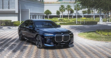 BMW 7 Series with driver in Dubai offers ultimate luxury, comfort, and privacy. Hire a premium chauffeured car for airport transfers, business, or VIP travel.