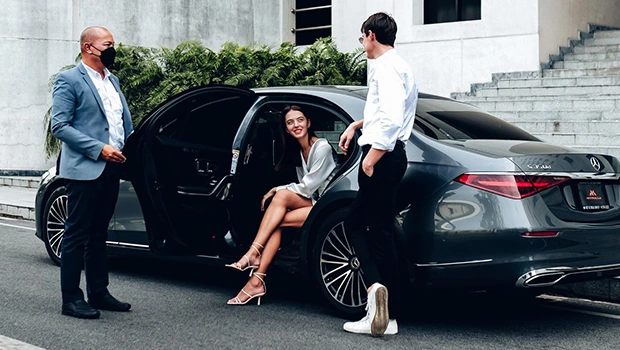 Easy Pickup and Drop Off to Any Destination