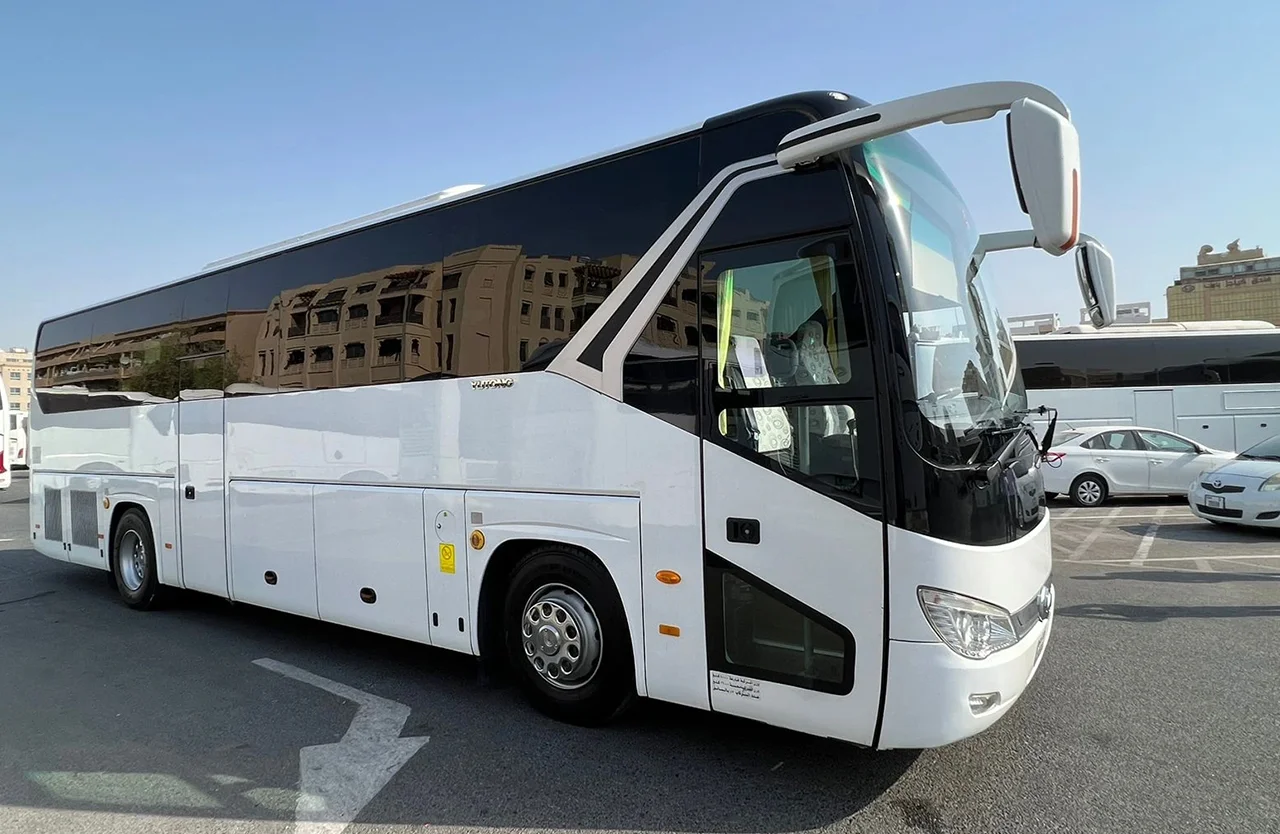 Luxury Bus 6 Vehicle gallery slider 1280 × 854