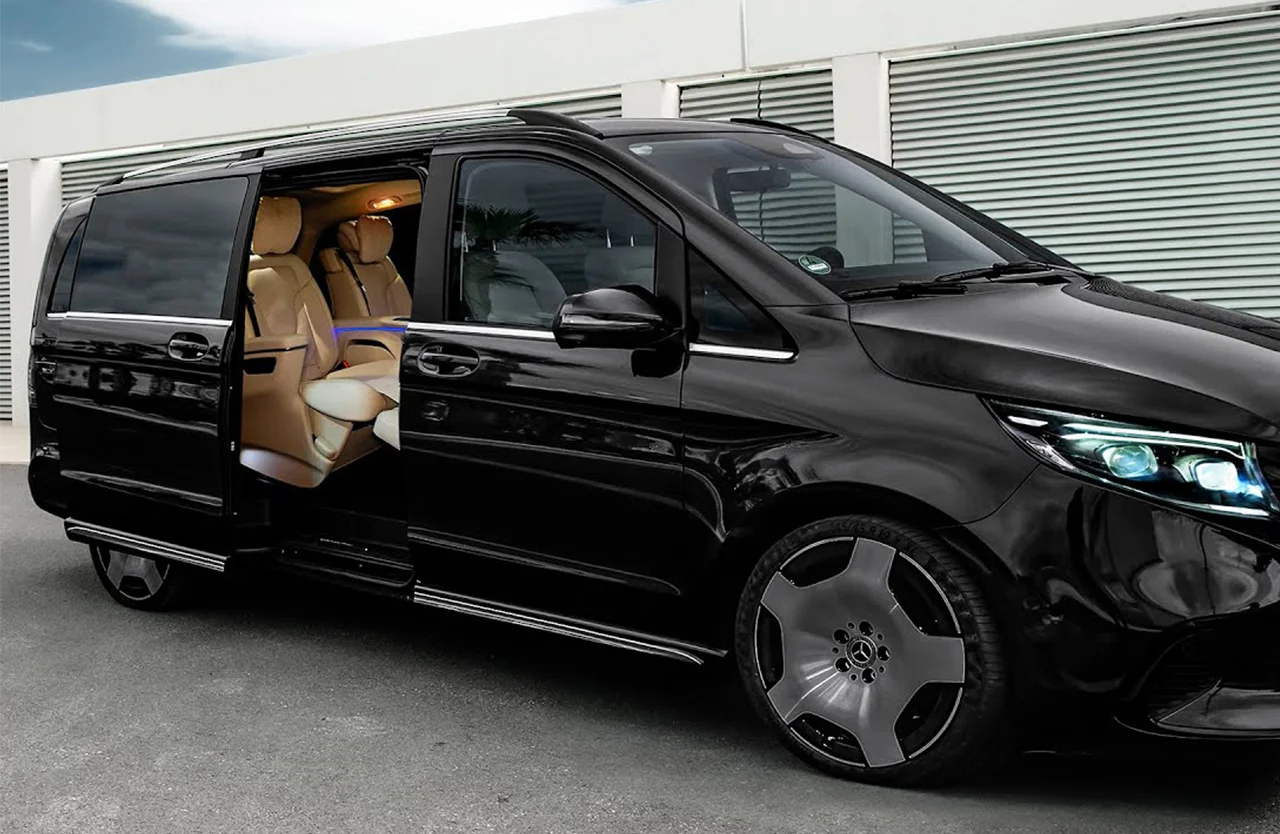 Mercedes-Benz Viano V250 3 Vehicle gallery slider 1280 × 854