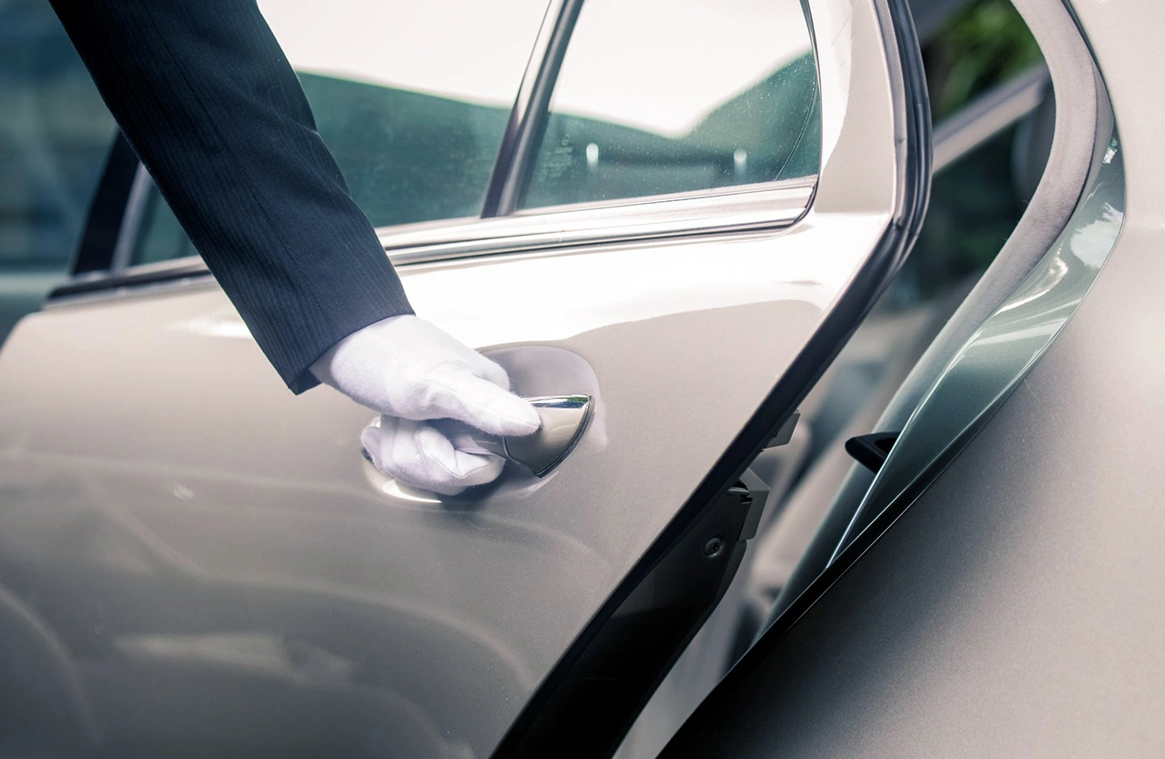 Tesla Model Y 4 Vehicle gallery slider 1280 × 854