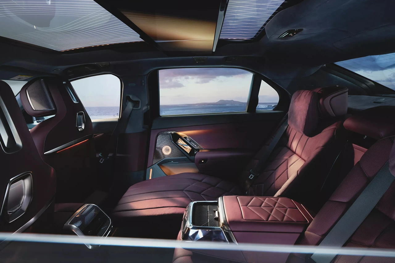 2 Vehicle Overview bmw-7-series Gallery Pics 1280 by 854