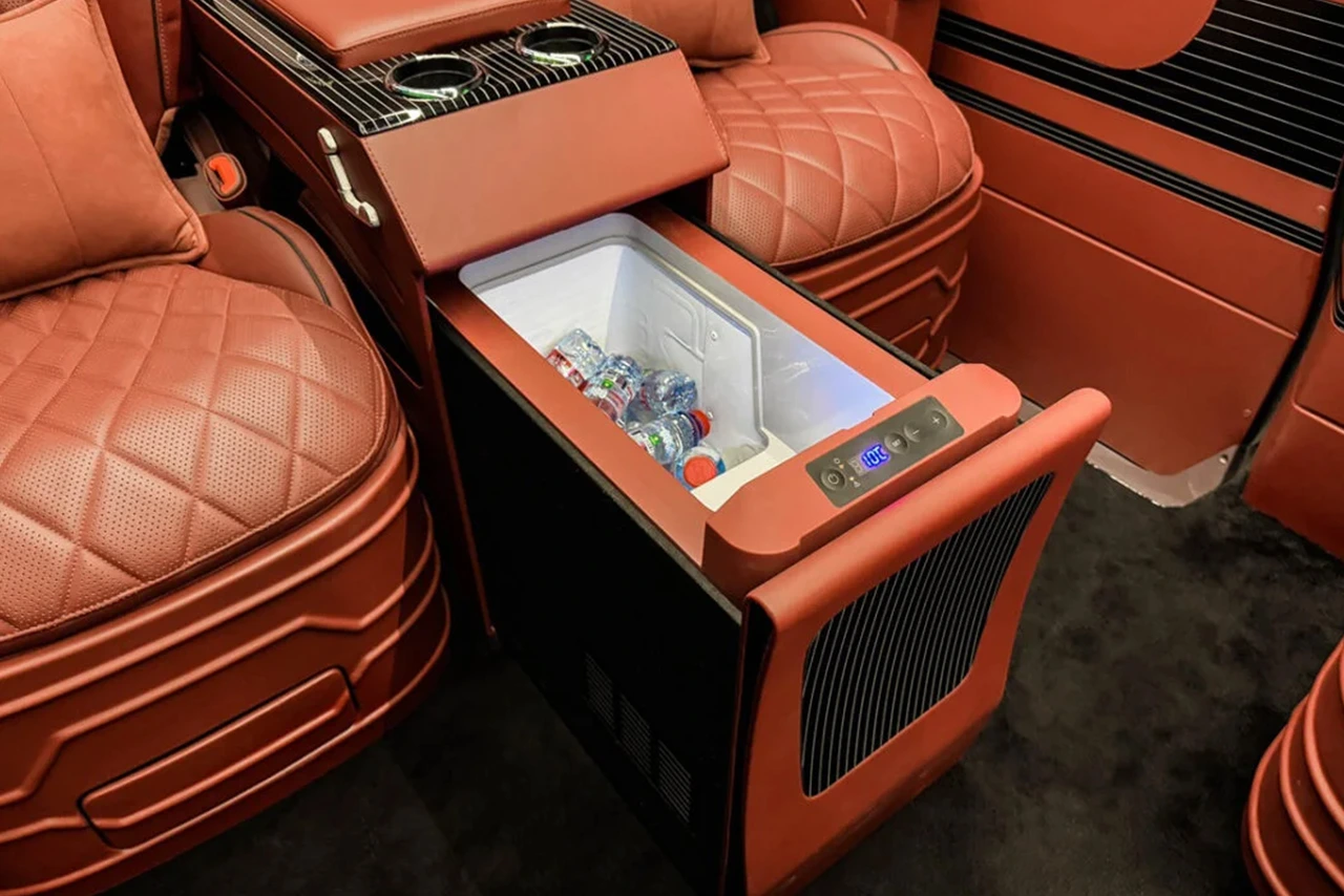 3 Vehicle Overview mercedes-benz-sprinter-van Gallery Pics 1280 by 854