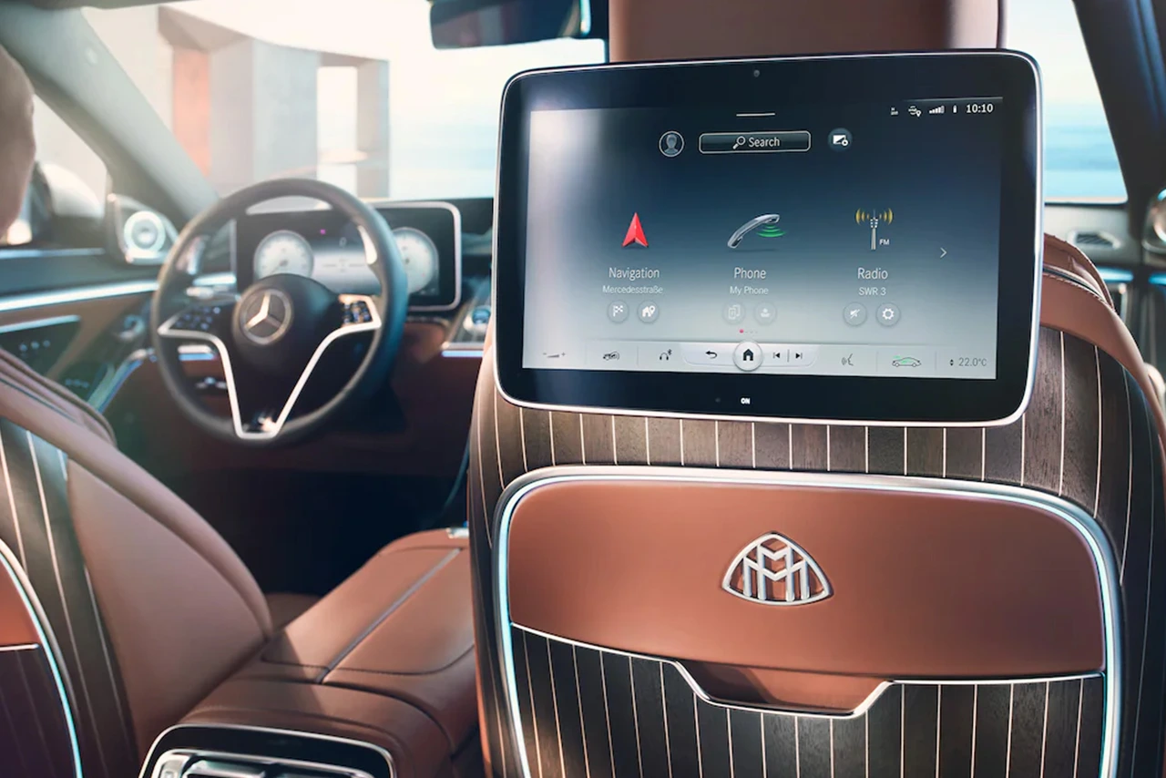 4 Vehicle Overview mercedes-benz-s-class-maybach Gallery Pics 1280 by 854