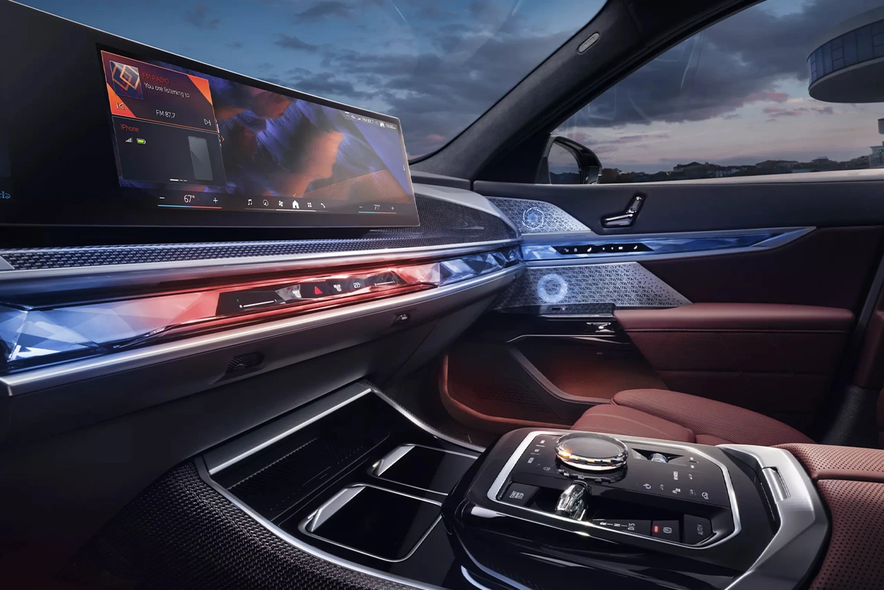 6 Vehicle Overview bmw-7-series Gallery Pics 1280 by 854