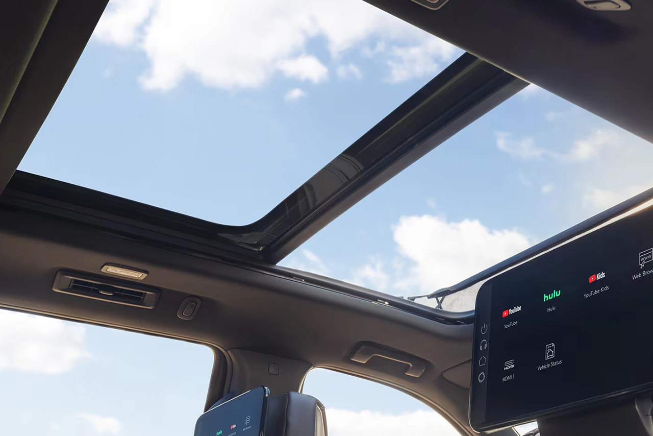 Vehicle Overview gmc-yukon-denali Gallery Pics 1280 by 854