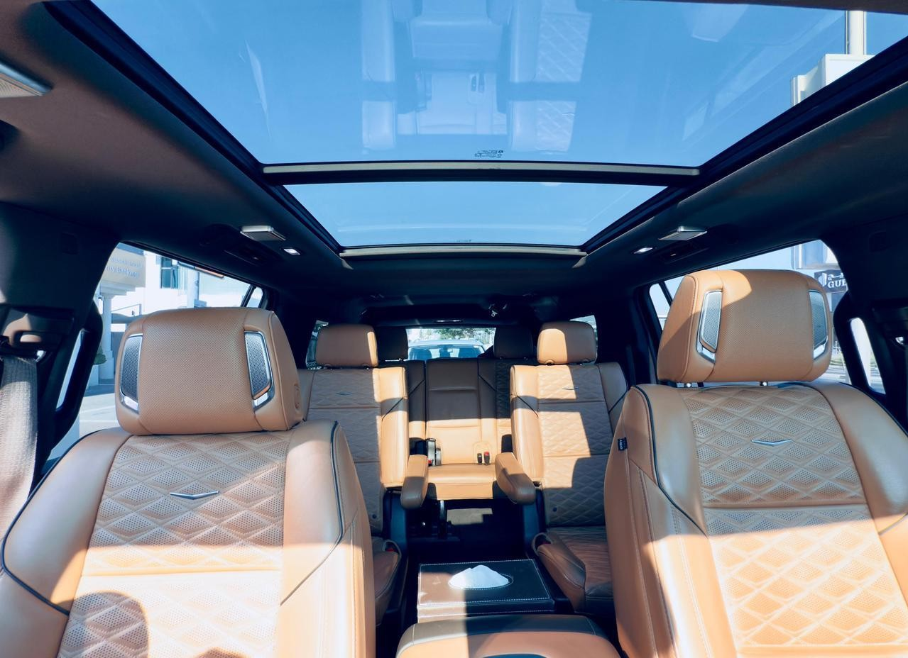 Cadillac Escalade with Driver in Dubai